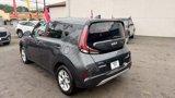 Used 2023 Kia Soul LX w/ LX Technology Package image 5