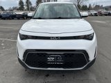 Used 2023 Kia Soul LX image 2