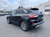 Used 2021 Ford Escape Titanium image 3