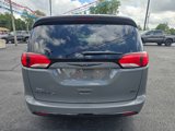 Used 2020 Chrysler Pacifica Touring-L w/ Advanced Safetytec Group image 5