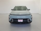 Used 2024 Hyundai Kona SE image 3