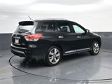 Used 2015 Nissan Pathfinder Platinum image 4