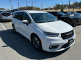 Used 2023 Chrysler Pacifica Touring-L image 5