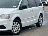 Used 2016 Dodge Grand Caravan SE w/ Quick Order Package 29E SE image 3
