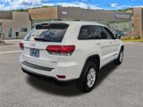 Used 2020 Jeep Grand Cherokee Laredo image 3