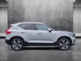 Certified 2025 Volvo XC40 B5 Plus w/ Climate Package image 4