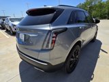Used 2020 Cadillac XT4 Premium Luxury w/ Driver Awareness Package image 5