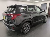 Used 2024 Kia Seltos LX image 4