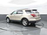 Used 2017 Ford Explorer XLT w/ Equipment Group 202A image 5