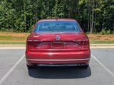 Used 2018 Volkswagen Passat 2.0T image 4
