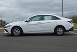 New 2025 Hyundai Elantra SE image 6
