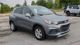 Used 2019 Chevrolet Trax LT w/ LT Convenience Package image 2