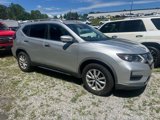 Used 2018 Nissan Rogue SV image 3