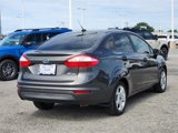 Used 2015 Ford Fiesta SE image 5