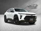 Used 2024 Chevrolet Trax ACTIV w/ Sunroof Package image 2
