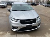 Certified 2023 Chrysler Pacifica Touring-L image 2