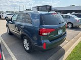 Used 2014 Kia Sorento LX image 4