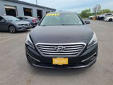 Used 2017 Hyundai Sonata SE image 3