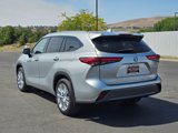Used 2020 Toyota Highlander Limited image 4