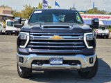 Used 2024 Chevrolet Silverado 2500 LTZ image 2