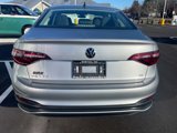 Certified 2024 Volkswagen Jetta SE image 4