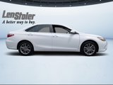 Used 2017 Toyota Camry SE image 6