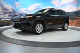 Used 2015 Jeep Cherokee Latitude w/ Cold Weather Group image 3