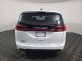 New 2025 Chrysler Pacifica Select image 4