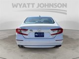 Used 2019 Honda Accord Touring image 4