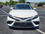 Used 2021 Toyota Camry SE image 2