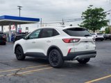 Used 2022 Ford Escape SE w/ Convenience Package image 2