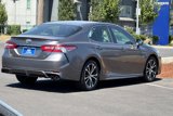 Used 2018 Toyota Camry SE image 3