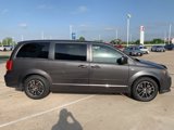 Used 2014 Dodge Grand Caravan SE image 3