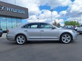 Used 2013 Volkswagen Passat TDI SE image 2