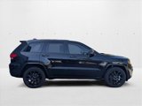 Used 2019 Jeep Grand Cherokee Altitude image 4