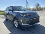 Used 2023 Kia Soul LX w/ LX Technology Package image 2