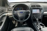 Used 2017 Ford Explorer XLT w/ Equipment Group 202A image 5