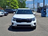 Used 2024 Kia Seltos SX w/ SX Sunroof Package image 2