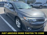 Used 2014 Toyota Camry SE image 2