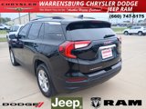 Used 2024 GMC Terrain SLE w/ Driver Convenience Package image 5