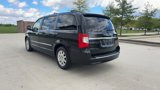 Used 2016 Chrysler Town & Country Touring w/ Driver Convenience Group image 6