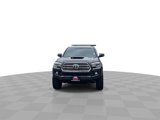 Used 2017 Toyota Tacoma TRD Sport image 3