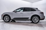 Certified 2025 Porsche Macan image 2