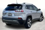 Used 2019 Jeep Cherokee Limited image 2