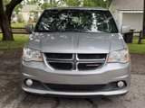 Used 2019 Dodge Grand Caravan SXT image 2