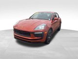 Used 2023 Porsche Macan image 3