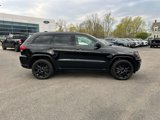 Used 2021 Jeep Grand Cherokee Laredo X image 2