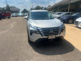Used 2024 Nissan Rogue SV image 3