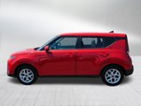 Certified 2022 Kia Soul LX w/ Technology Package image 4