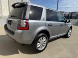 Used 2012 Land Rover LR2 HSE image 3